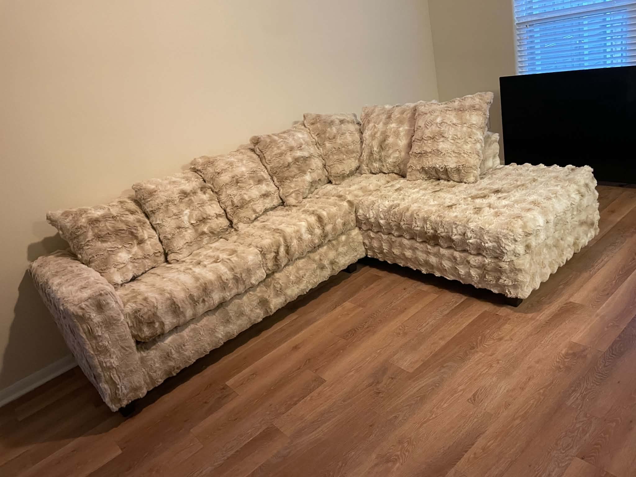 S302 Mamba Sectional Sofa | 4 Colors