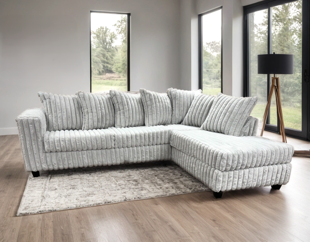 510 Sectional Sofa with Chaise | 6 Colors