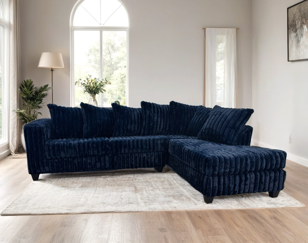 510 Sectional Sofa with Chaise | 6 Colors