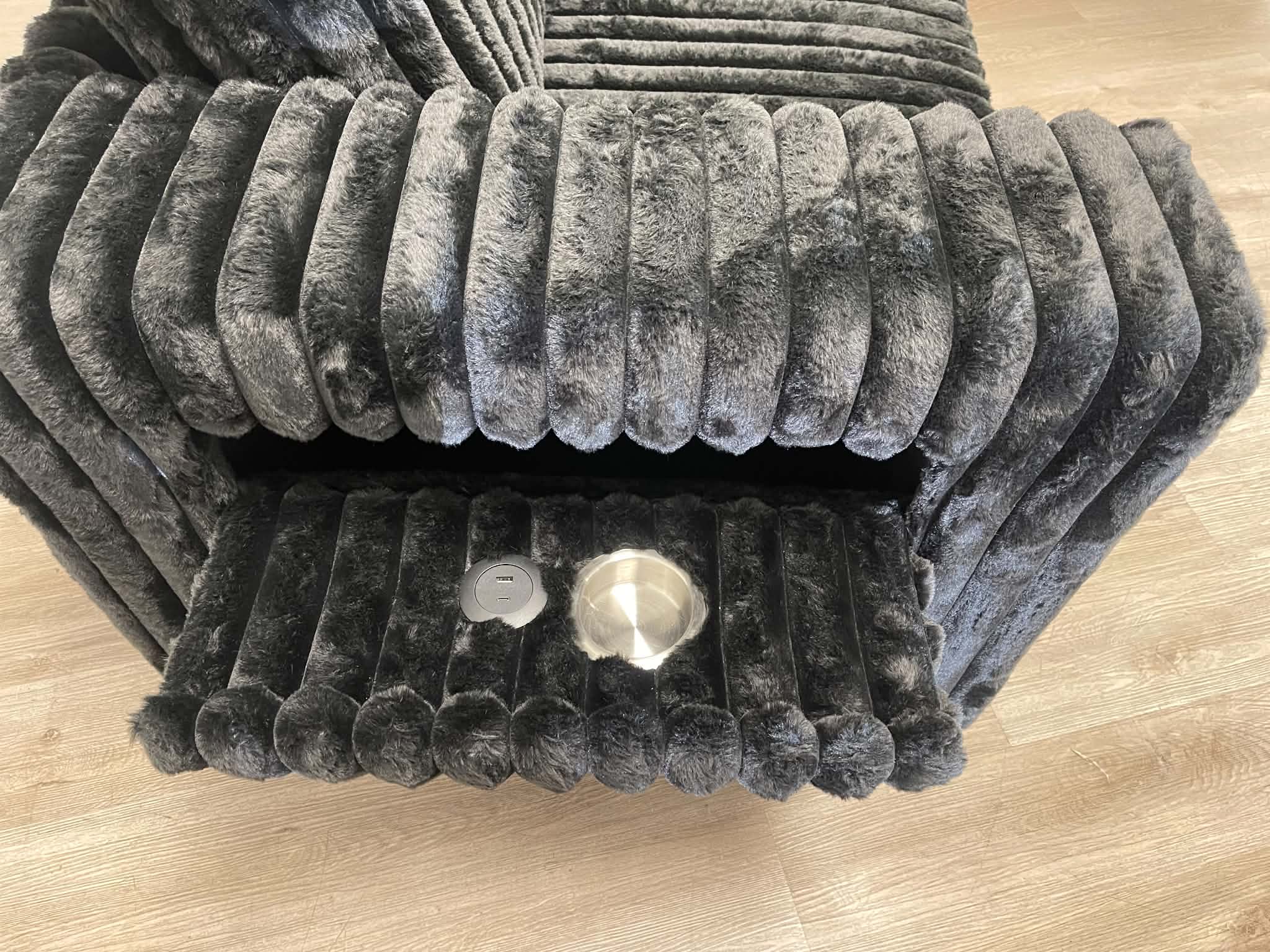515/516 - Reversible Sectional