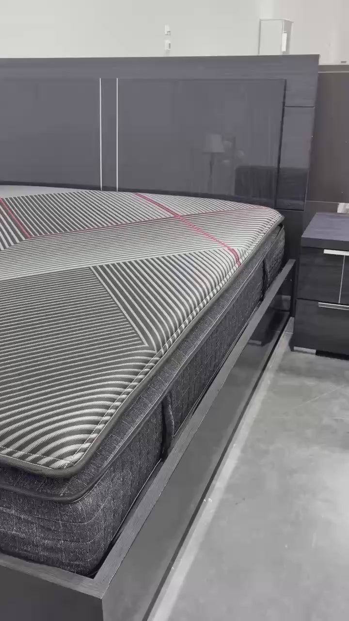 M450 LuxeCloud 13" Gel Hybrid Mattress